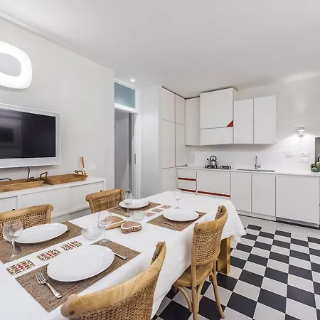 Finalborgo Interno3 *