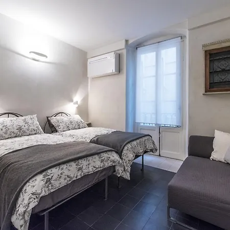 Finalborgo Interno3 فينالي ليغوري